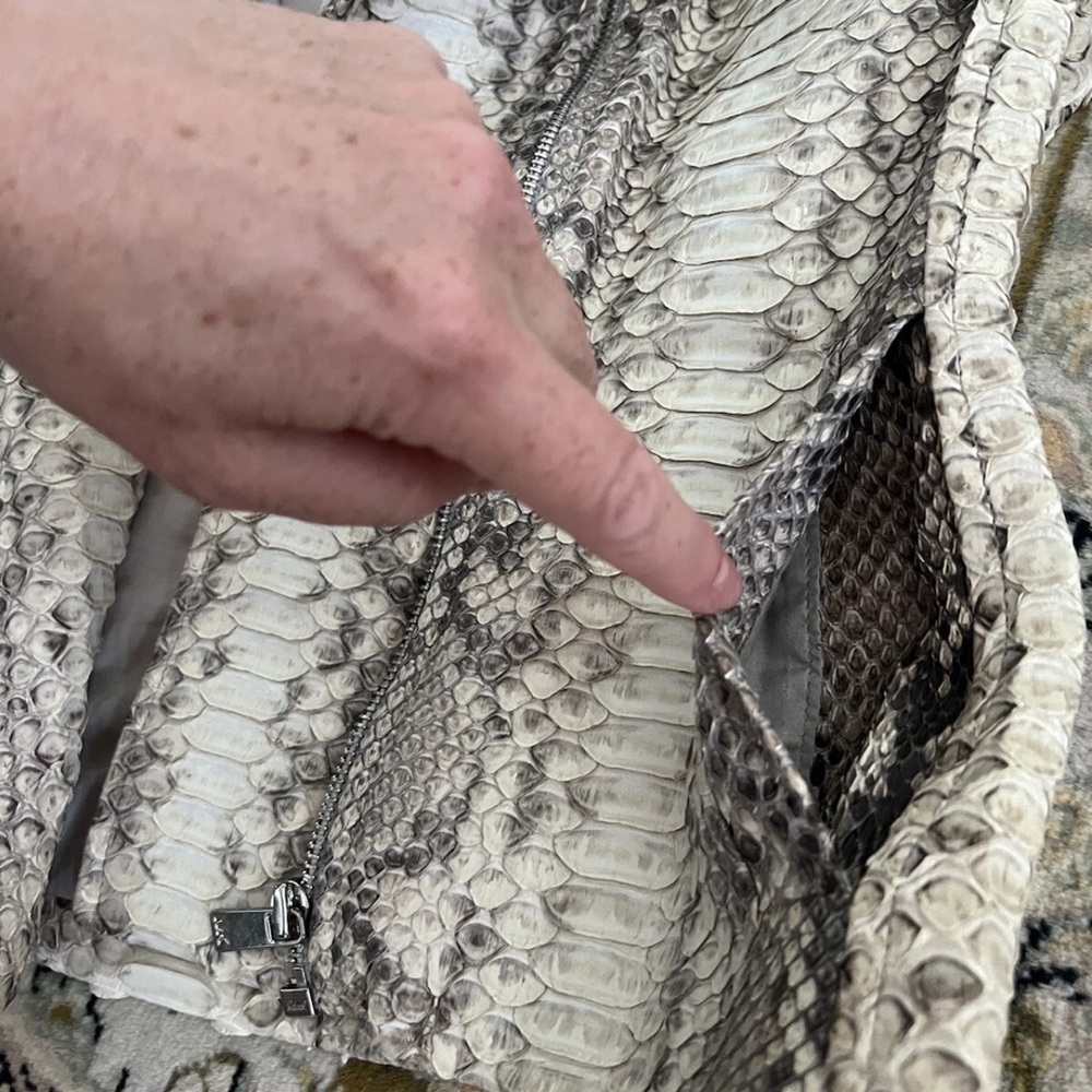 Michael Kors Collection real Snakeskin python Cream beige coat jacket s small - Picture 15 of 15